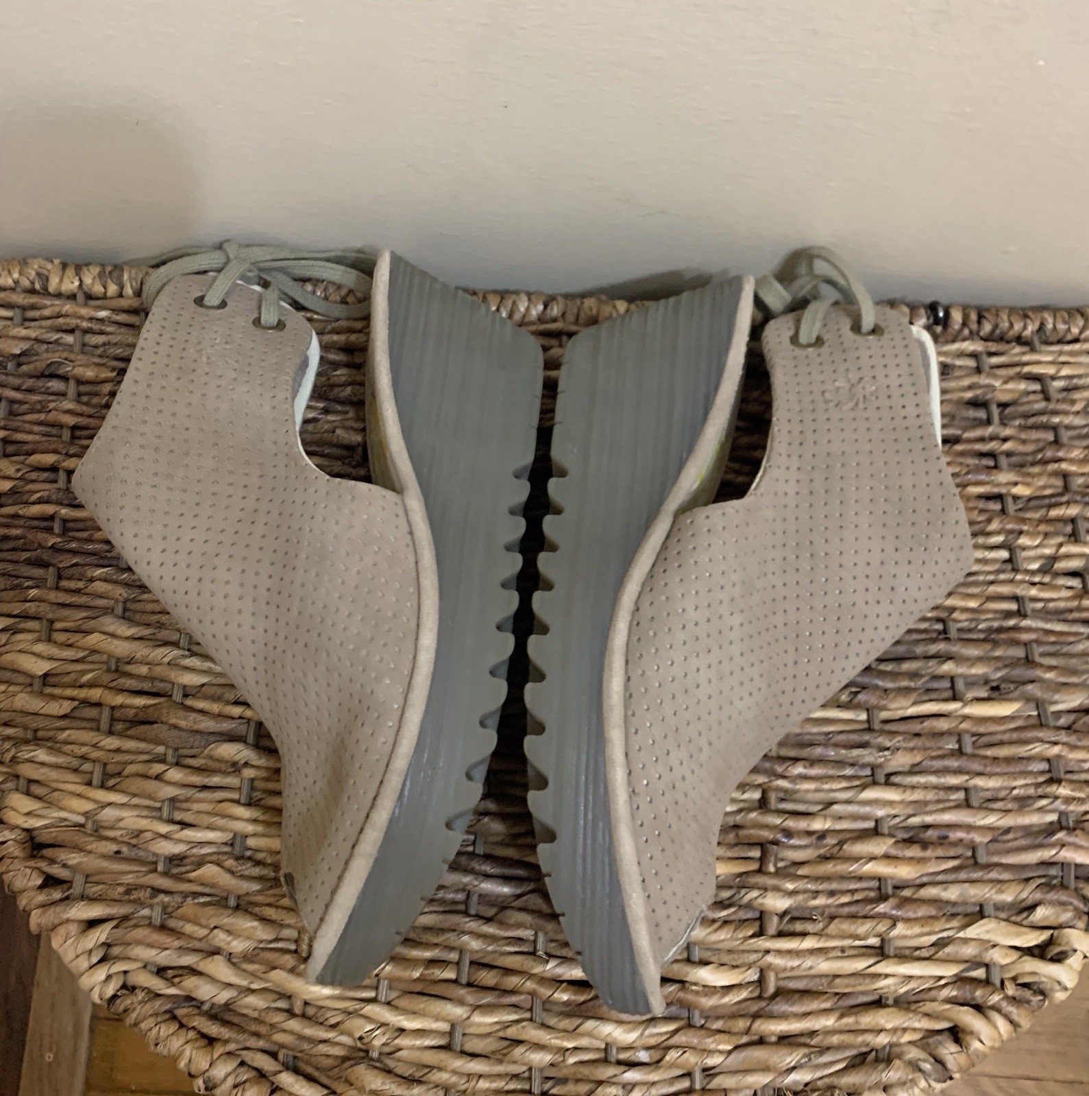 FLY LONDON YPUL WEDGE SANDAL TAUPE CUPIDO 8.5 comfort city going out preppy