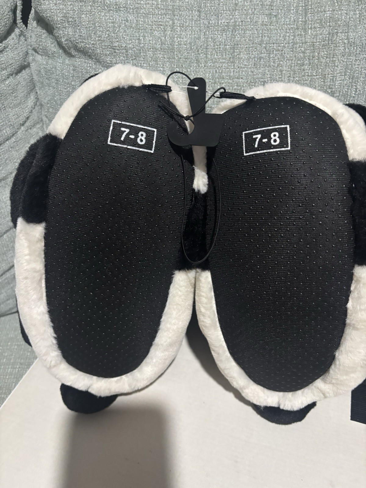 SG Companies Women’s Panda Faux Fur Slip-On Slippers 7-8 Black White