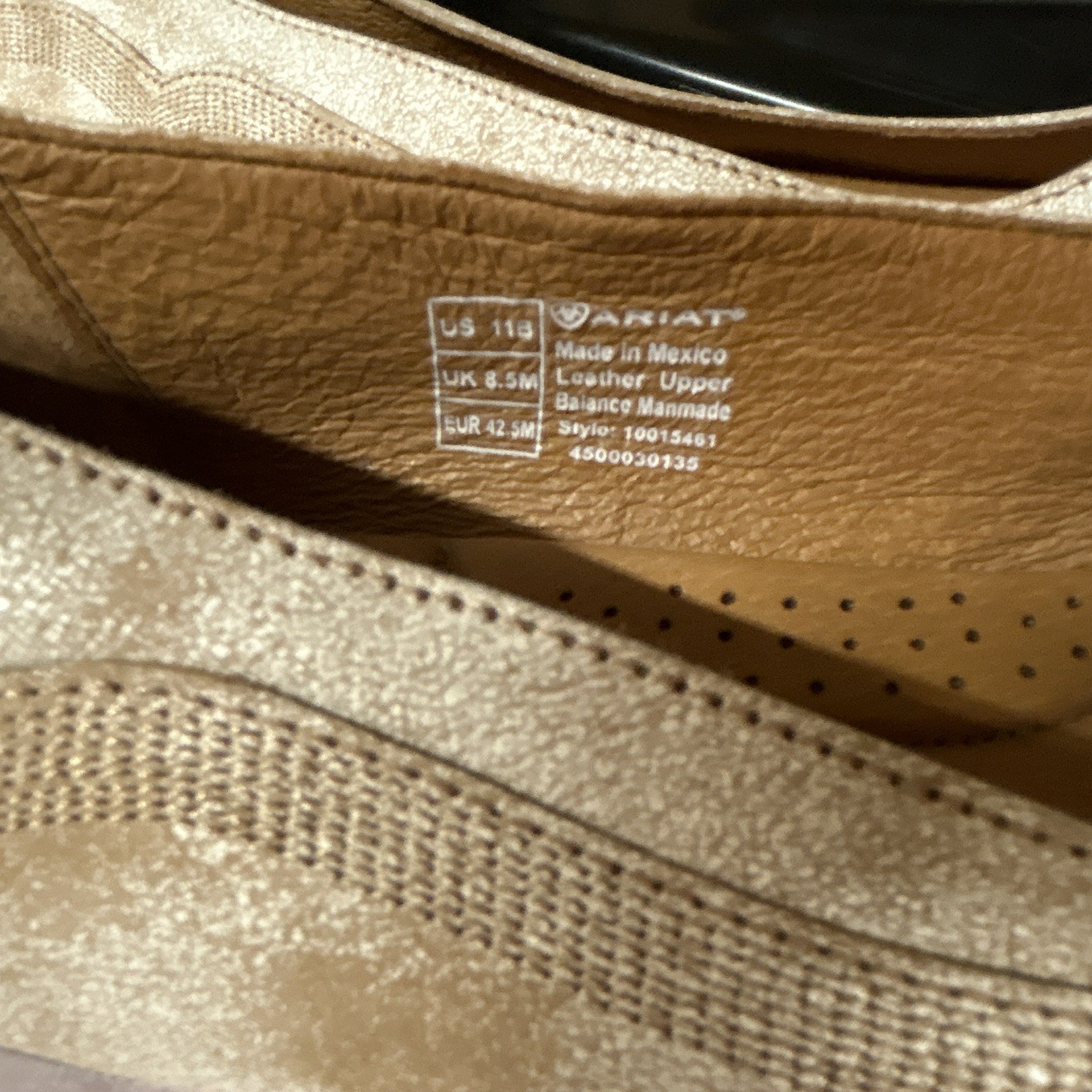 Ariat Women’s Distressed Finish Leather Dreamer Flats US 11M Embroidered