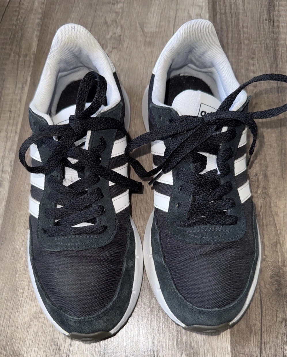 Adidas Run 60’s 2.0 Women’s Black/White Running Shoes Size 6