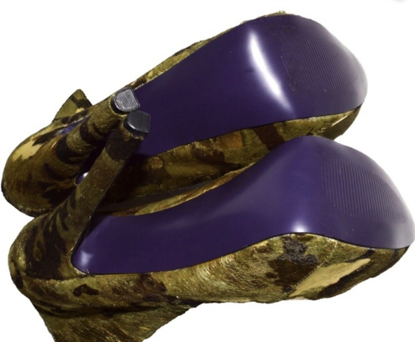 LONDON TRASH CRIME CAMO NEW $229 8.5 GREEN GOLD LEATHER 6″ HEEL PLATFORM PUMPS