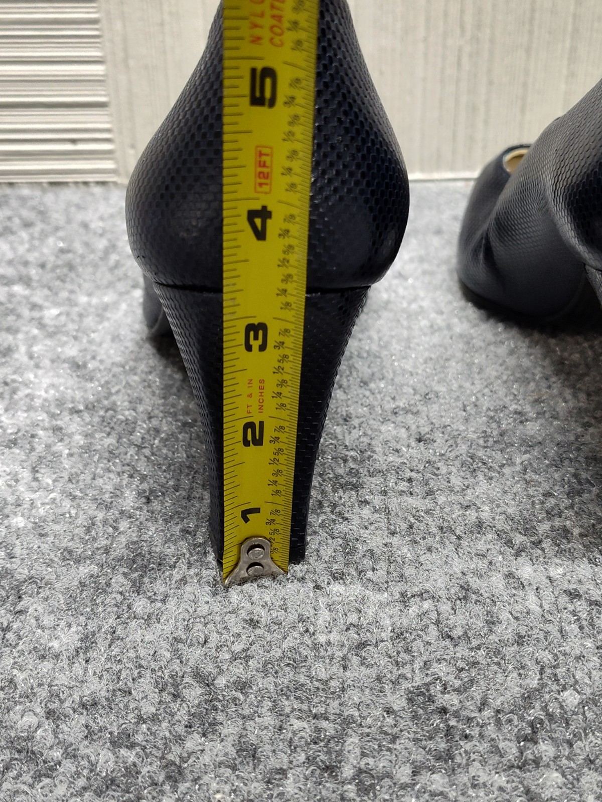 Stuart Weitzman Women Pump Shoe 8B Black Leather Slip On Formal Business Office