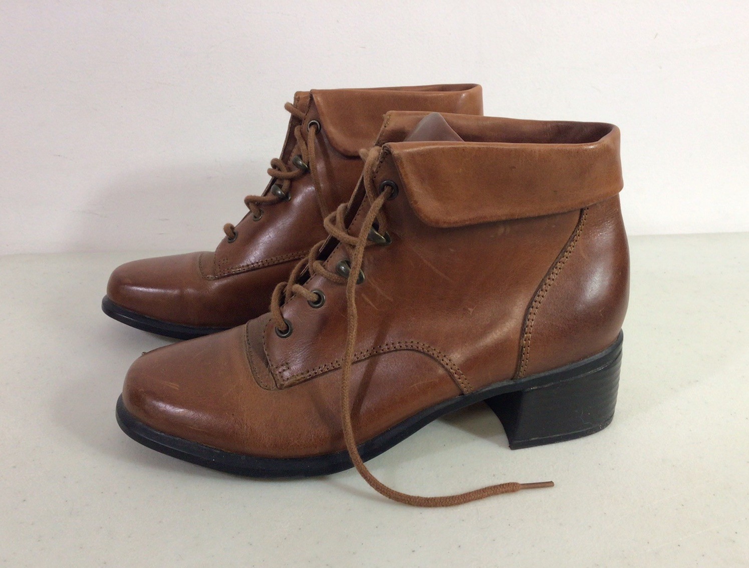 Michel Vintage Saddle Leather Ankle Boots Y2K Womens 8