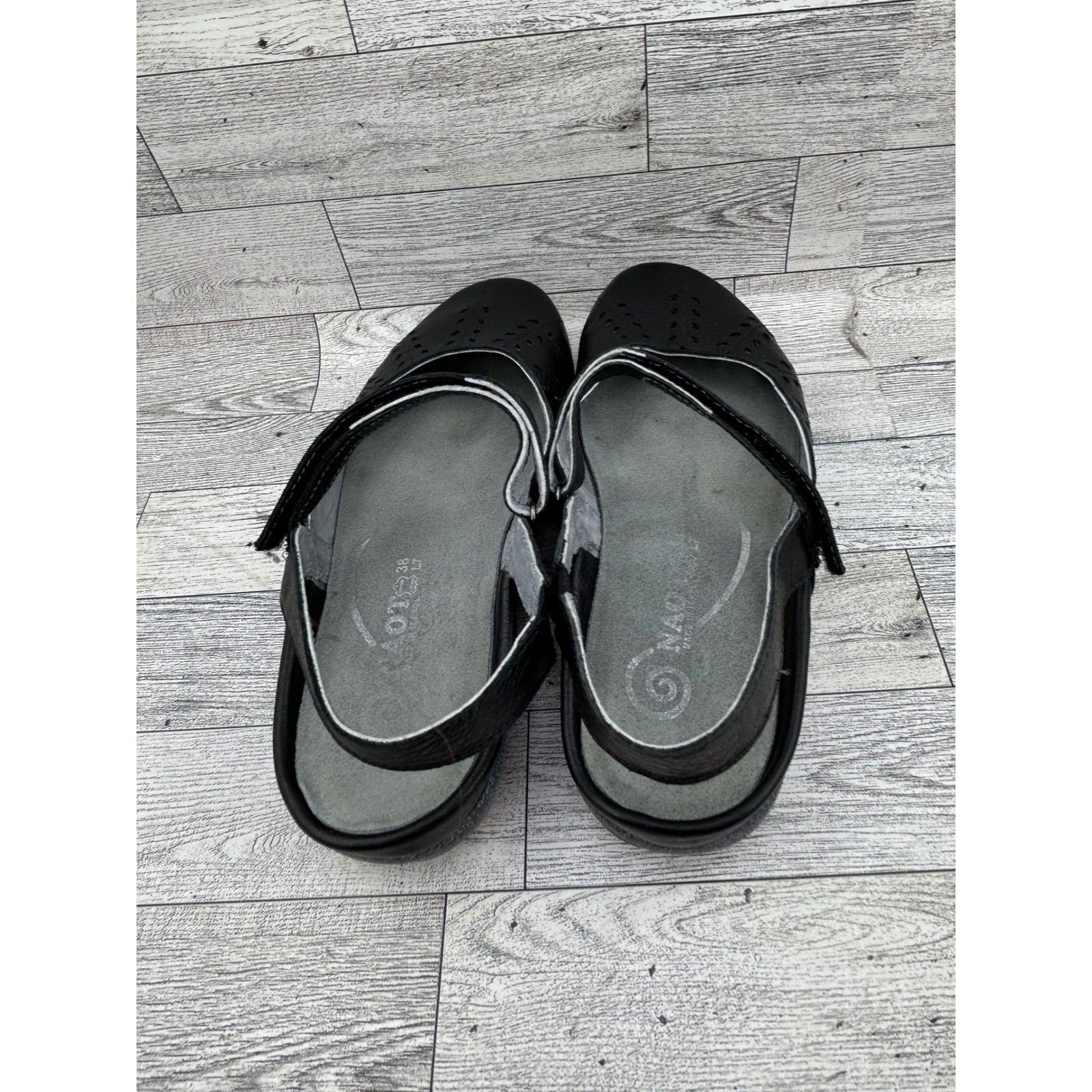 Naot Black Leather Laser Cut Mary Jane Slingback Flats EU 38 276500