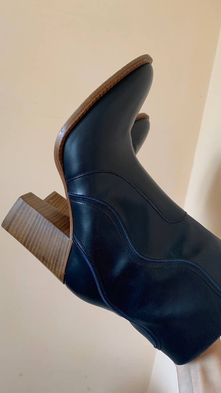 Navyboot Leather Ankle Boots Blue Block Heel Made in Italy EU 38 Fits 37.5