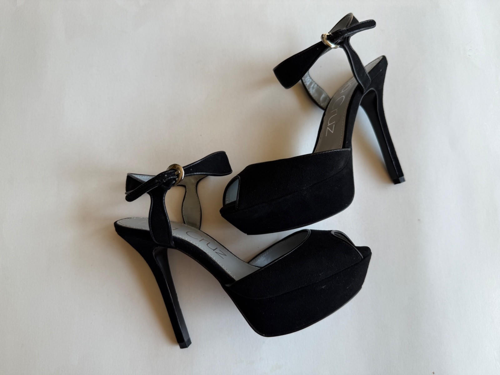 Lola Cruz España Platform High Heels Ankle Strap Black Suede Peep Toe Sz EUR 37