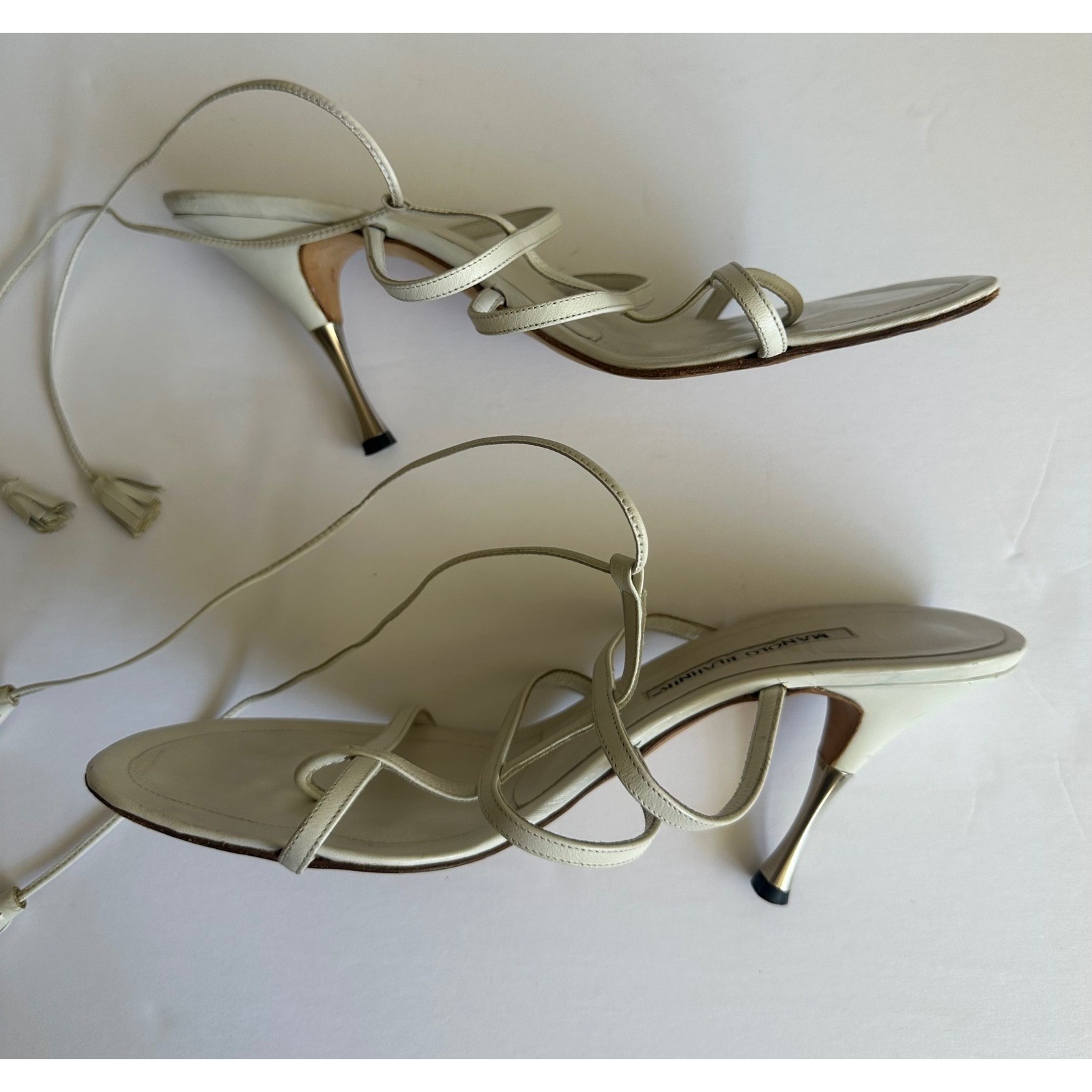 Manolo Blahnik White Leather Tassel Ankle Tie Wrap Stiletto Sandals Size 38.5