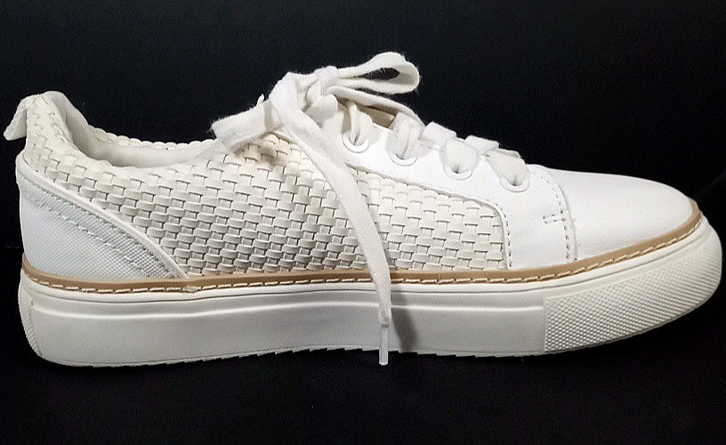 Susina Monica Women’s 7M Mesh/Woven Fashion Sneakers White/Cream