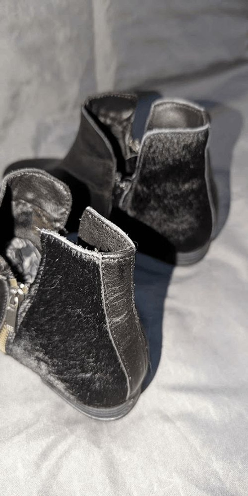 Eric Michael Isabella Ankle Boots Womens US 5 EU 35 Black Leather Zip Low Heel