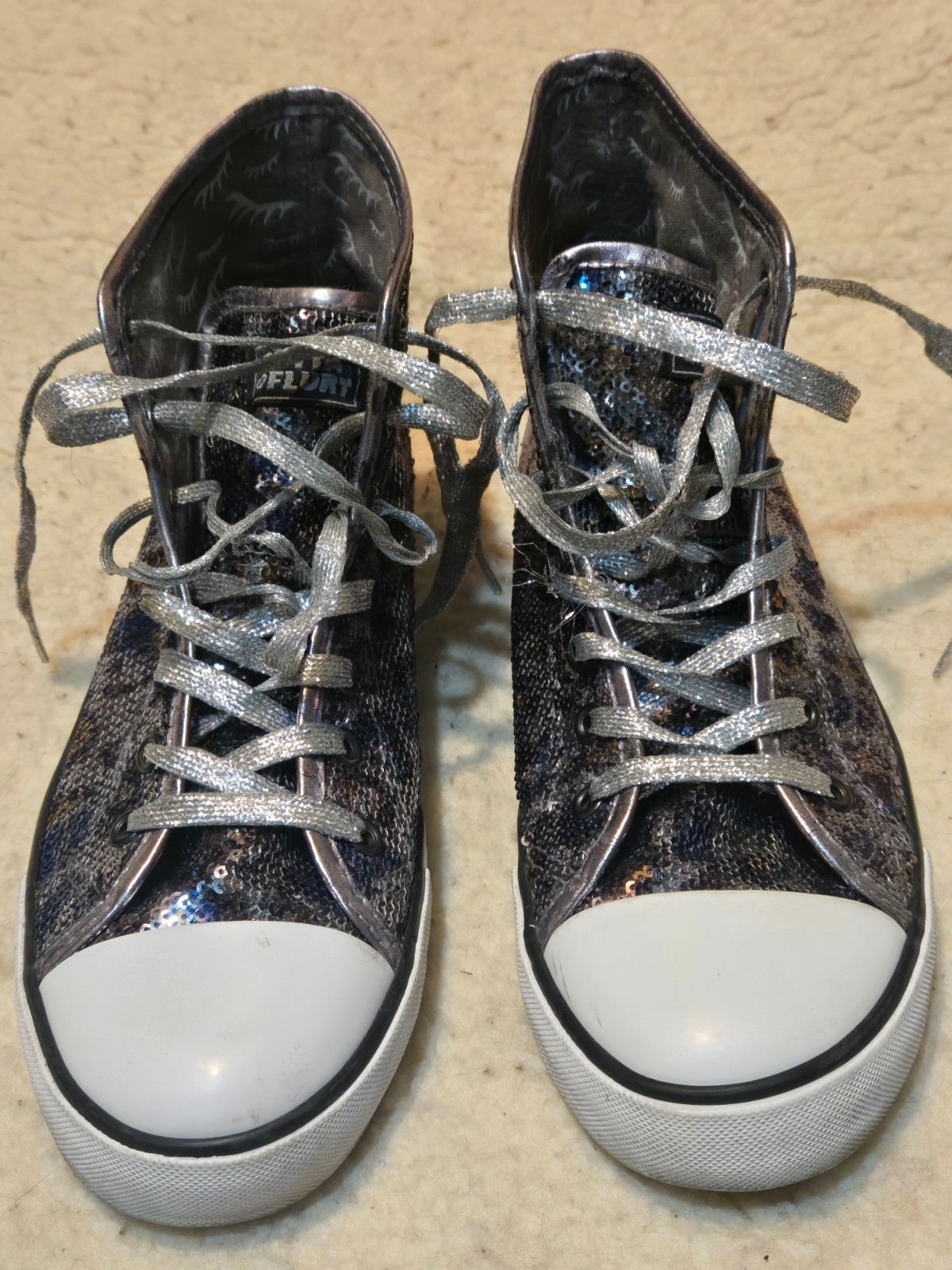 Gotta Flurt Size 9 – 9.5 Black & Silver Sneakers Sequin Hi Tops Leopard Animal