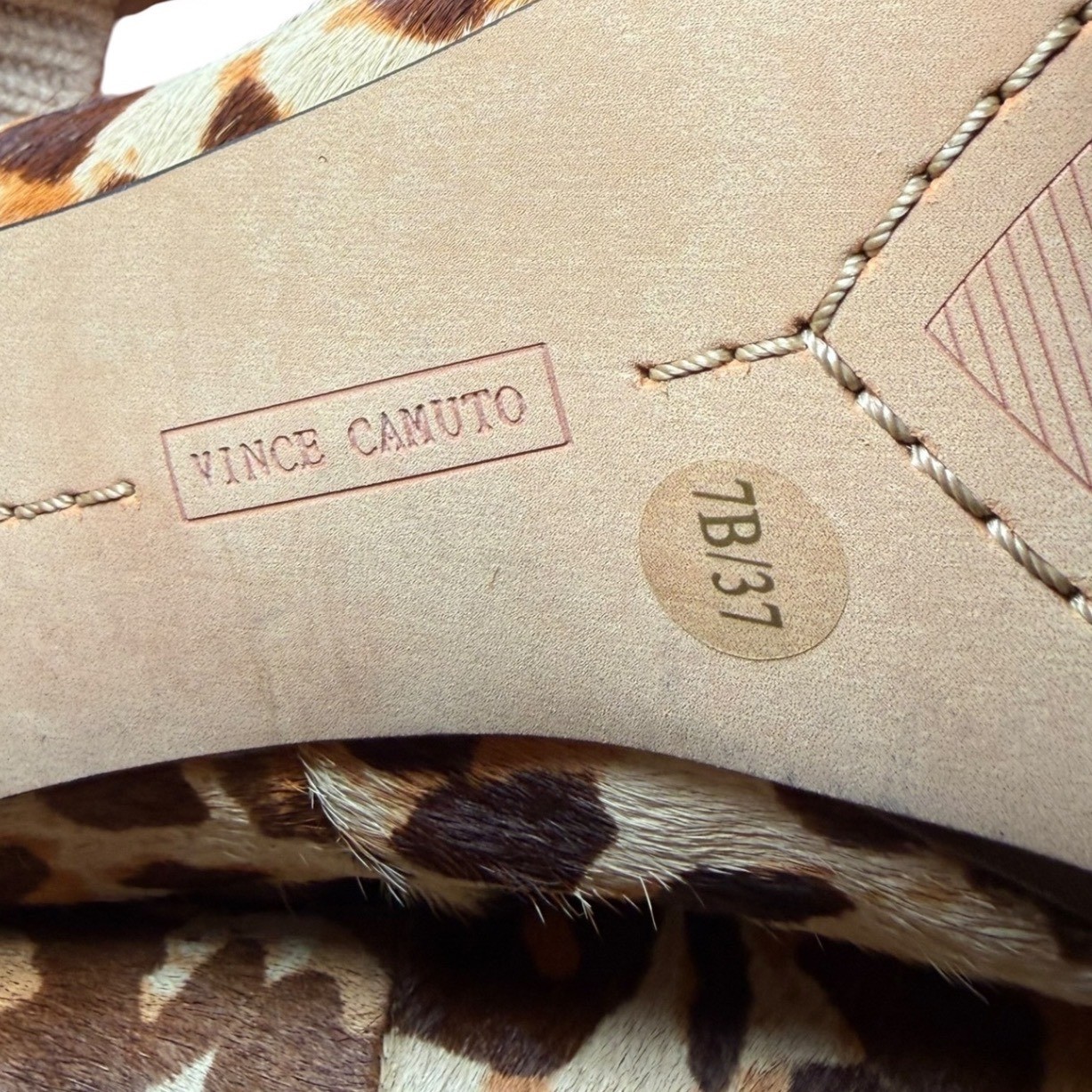Vince Camuto Leopard Print Calf Hair Platform Pumps Brown Tan Size 7B 37