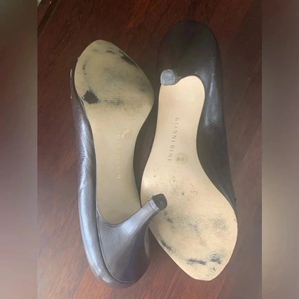 Gianni Bini Brown Leather Peep Toe Heels Cutout Detail Designer Shoes Size 9.5