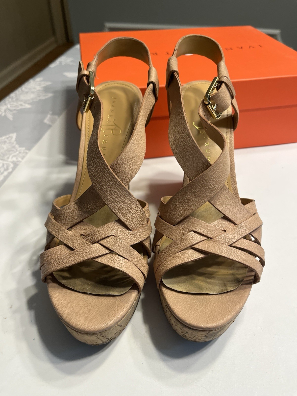 IVANKA TRUMP HANDY Pink Nude Leather Designer Open Toe Wedge Sandals 8M