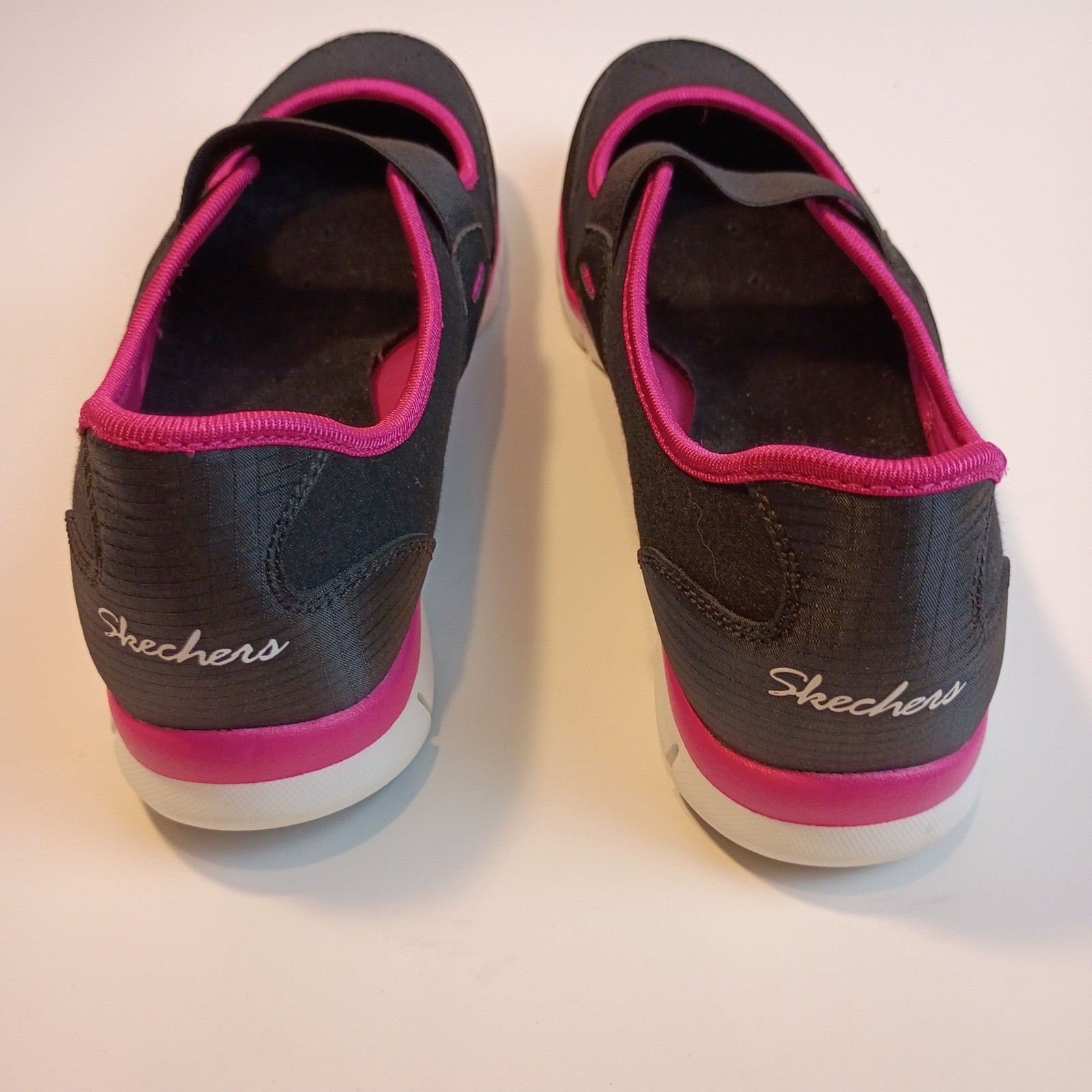Skechers Womens Mary Jane Sneakers Black Pink Slip On Walking Shoes 7.5