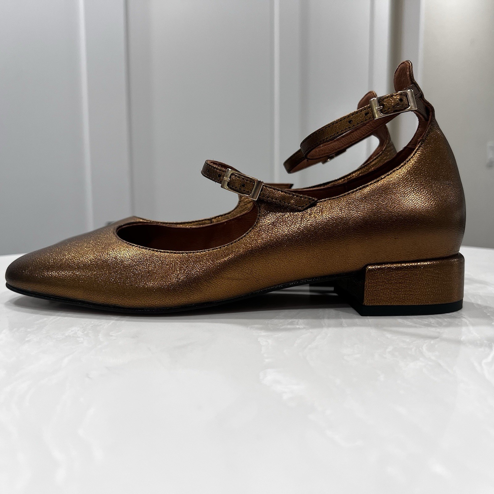 Maeve by Anthropology Women’s Mary Jane Shoes Size 38 US 7 Gold Brown Metallic