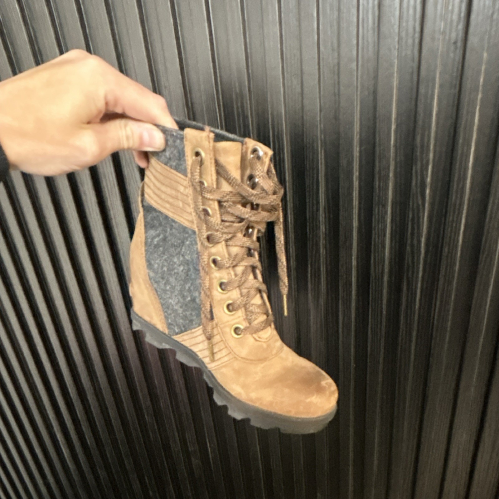 Sorel Women’s Brown Gray Lace Up Wedge Bootie Leather Upper US Size 8