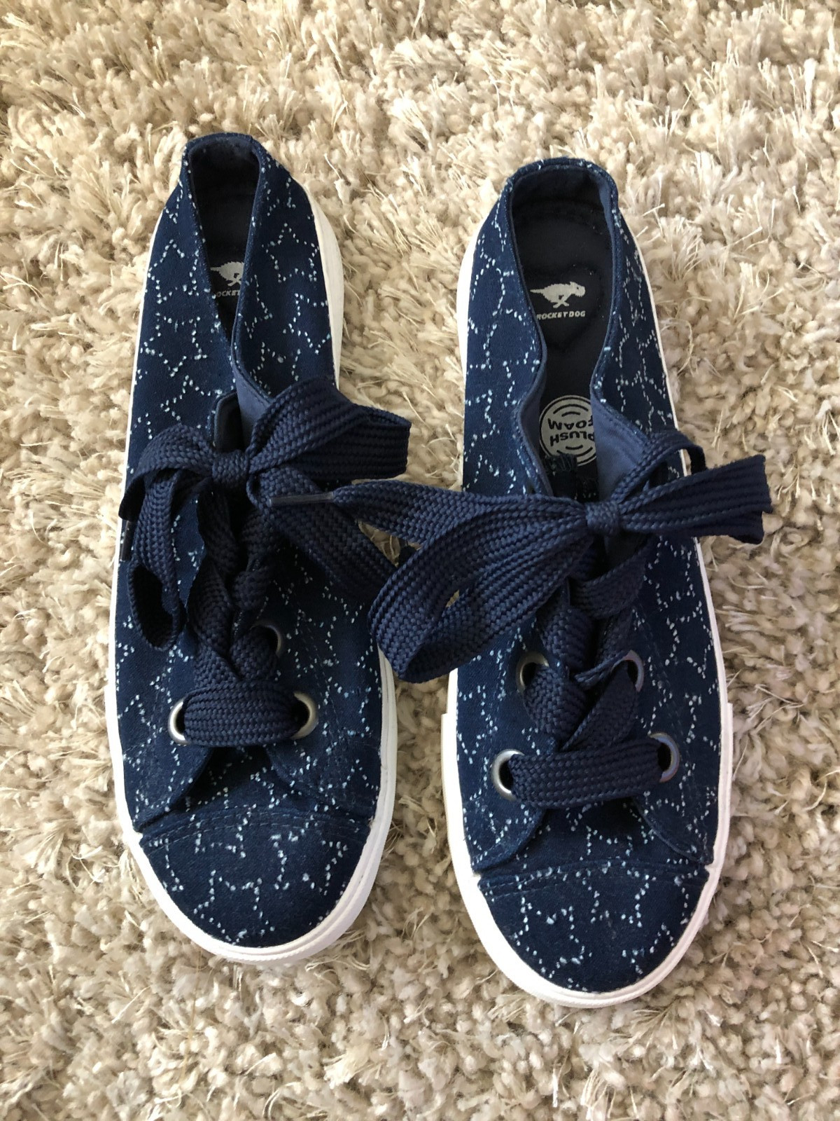 NEW Rocket Dog Navy Blue & White Stars Mules / Fashion Sneakers – Size 9