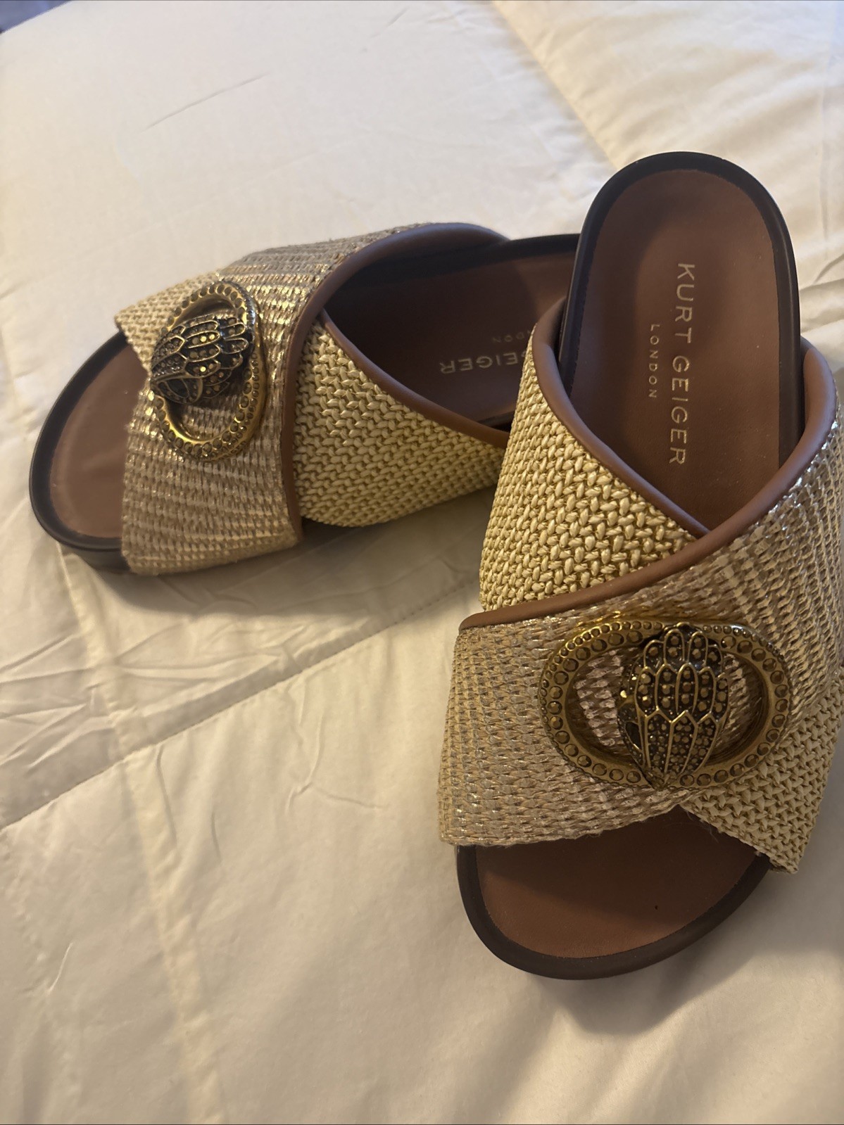 Kurt Geiger London Gold Sandals Size 6.5