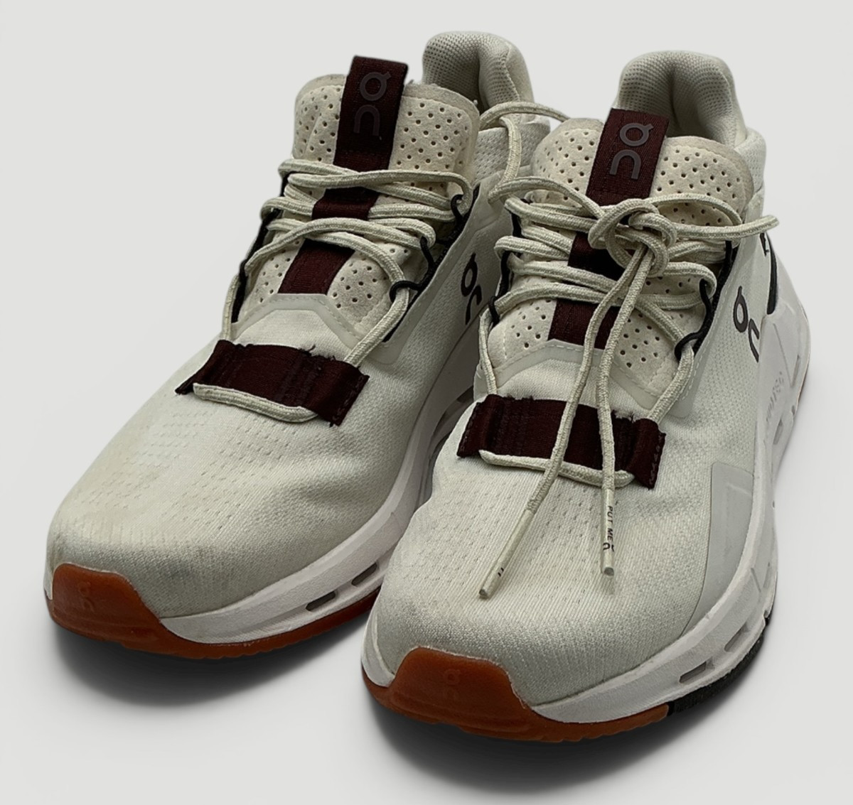 On Cloudnova 2 Women’s Size 6 Ice/Mulberry Running Shoes