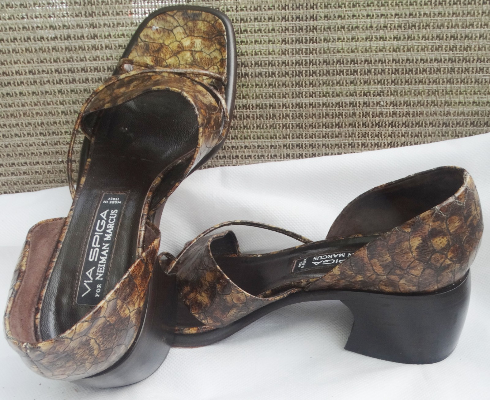 Via Spiga Neiman Marcus Shoes Size 8M Brown Leather Block Heel Sandals ITALY