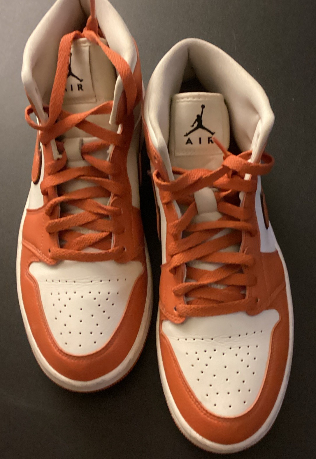 Size 10W – Air Jordan 1 SE Mid Sport Spice Used Good Condition