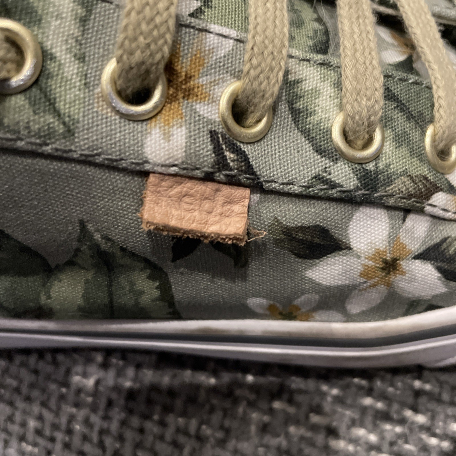 KEDS Jump Kick Tropical Print Size 10 Canvas Sneakers Women’s Cream/Green Laceup