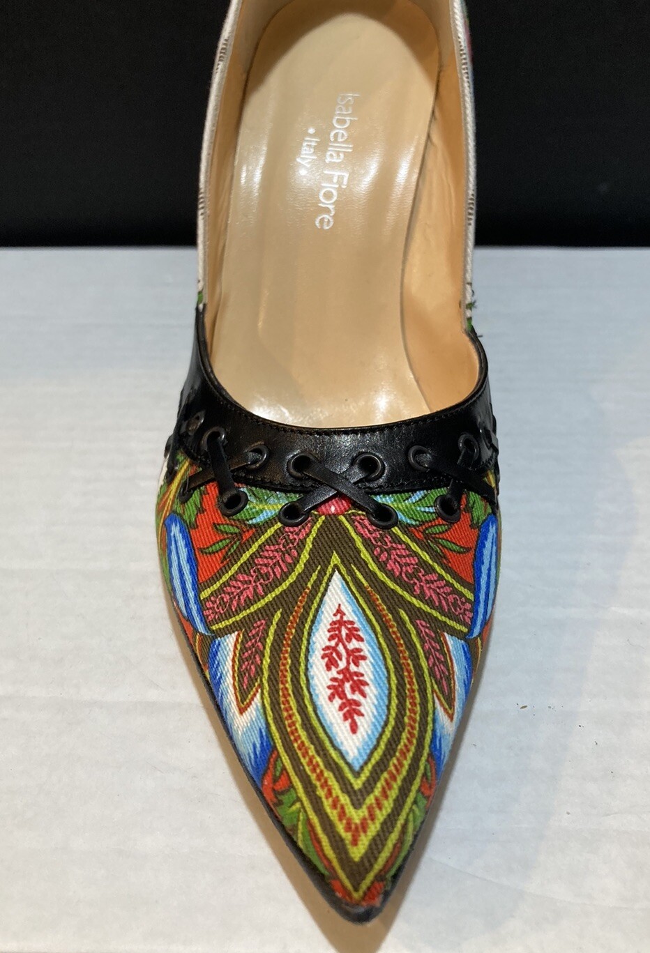 ISABELLA FIORE Flower Pattern Fabric & Black Leather Pumps In Box Beautiful