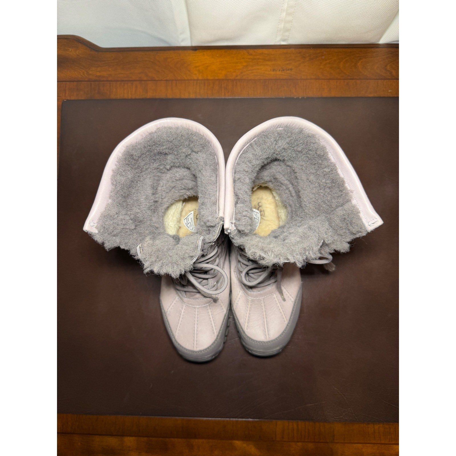 UGG Adirondack II Waterproof Winter Boots Lavender Grey Leather Suede Size 8