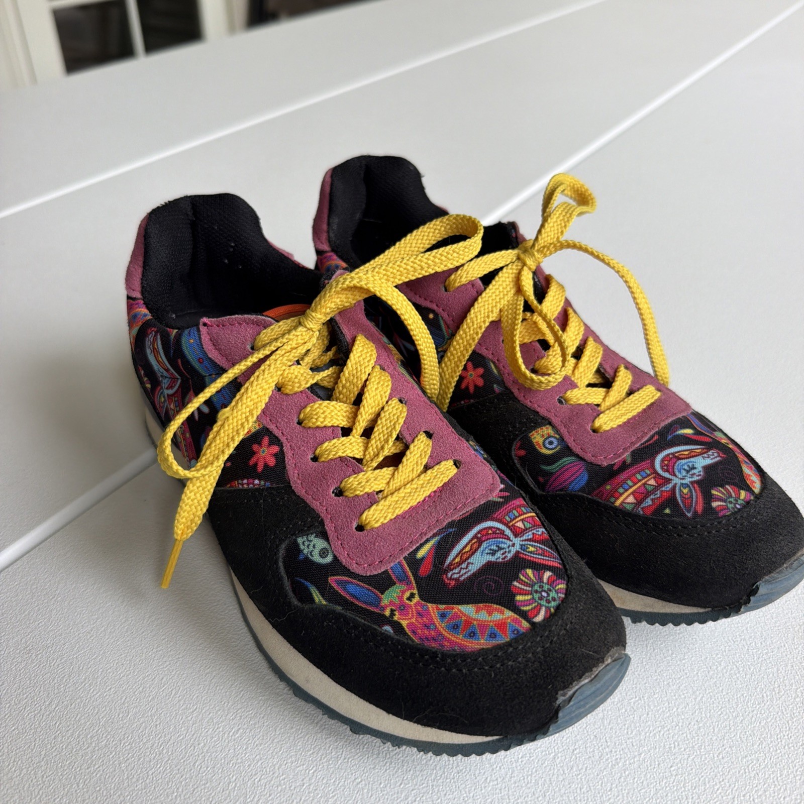 Women’s Inkkas Tennis Shoes Size 7