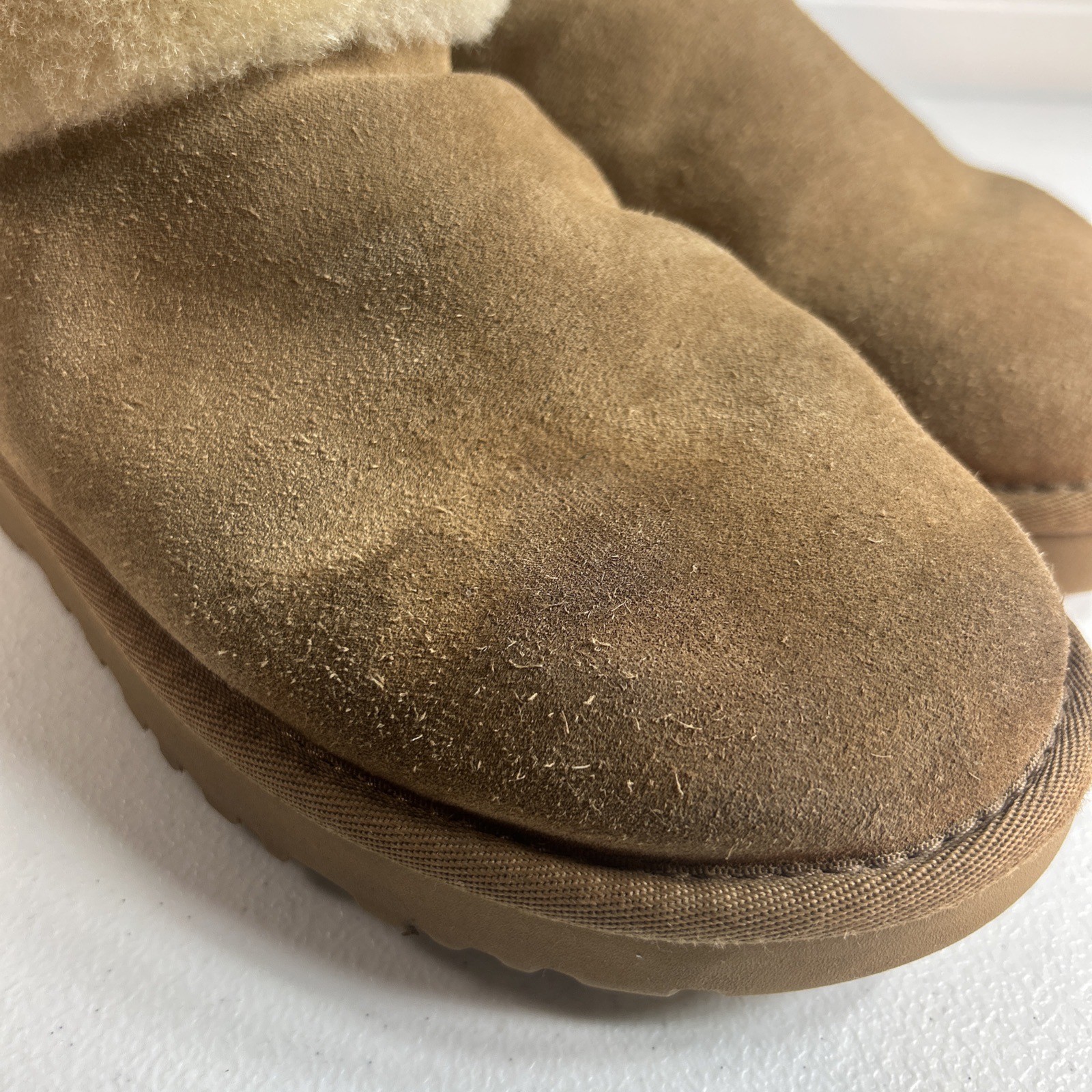 UGG Tania Boots Womens Size 7 Suede Sheepskin Chestnut Mid Calf Fur