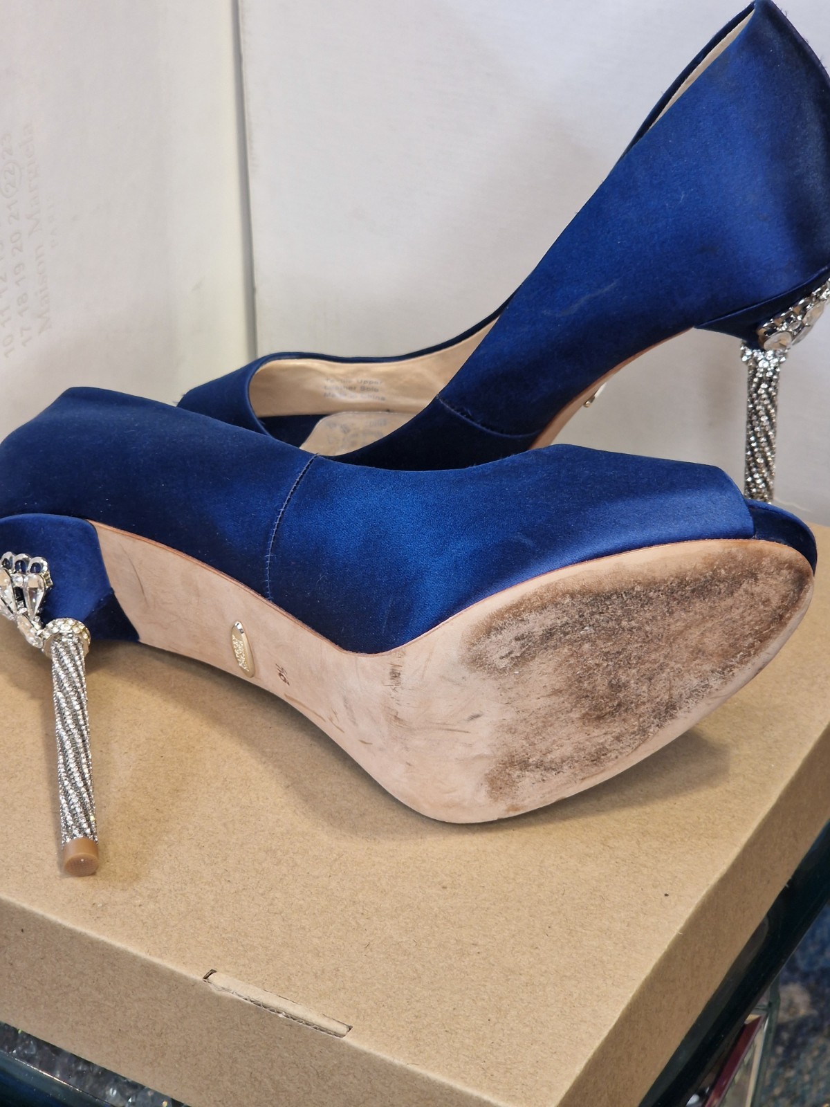 Badgley Mischka Kiara Sapphire Blue Crystal Pumps US 9.5 Retail $245 Evening