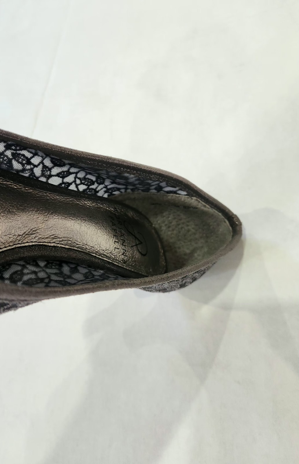 Adrianna Papell Women’s Gray Leather Lace Glitter Pointed Toe Pumps Size 8