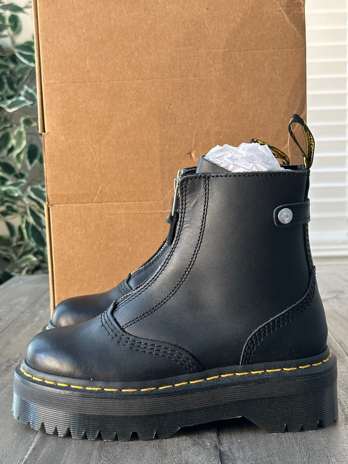 Dr Martens Jetta Zip Platform Leather Black Boots For Women’s Size US 6
