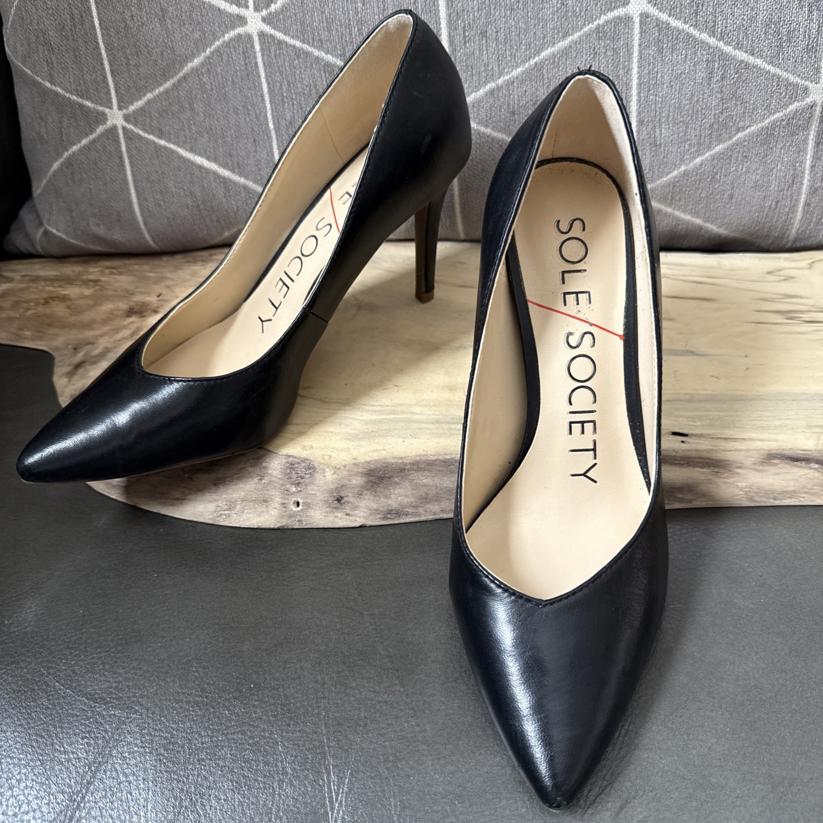 SOLE SOCIETY Point Toe Pumps Sz 6.5M Black Leather 3.25” Stiletto Heels LUNEIRA