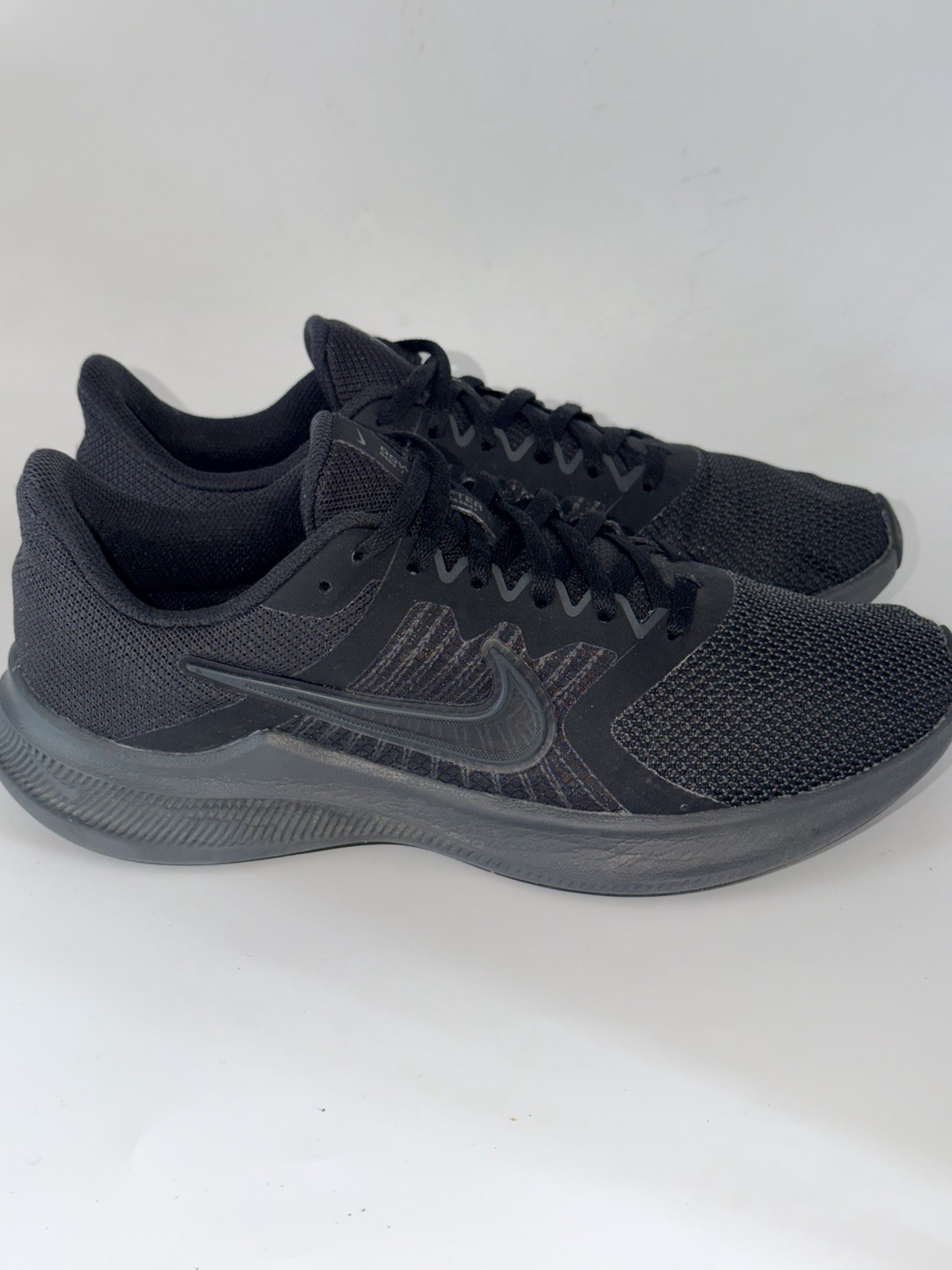 Size 10 – Nike Downshifter 11 Black Dark Smoke Grey W