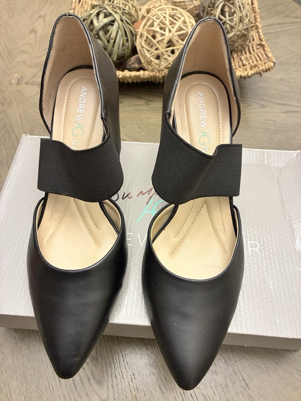 Size 9 Andrew Geller Black Spring Summer Fall Winter Church Formal Shoes NEW
