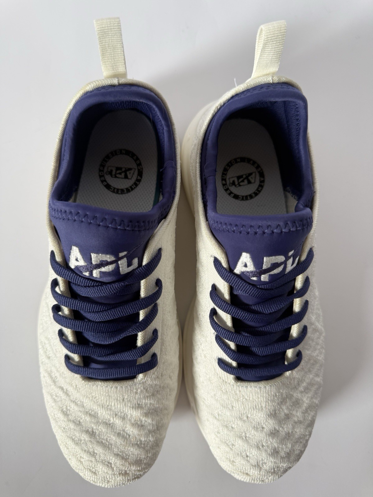 APL Techloom Phantom Knit White Blue Running Walking Shoes Women’s 7