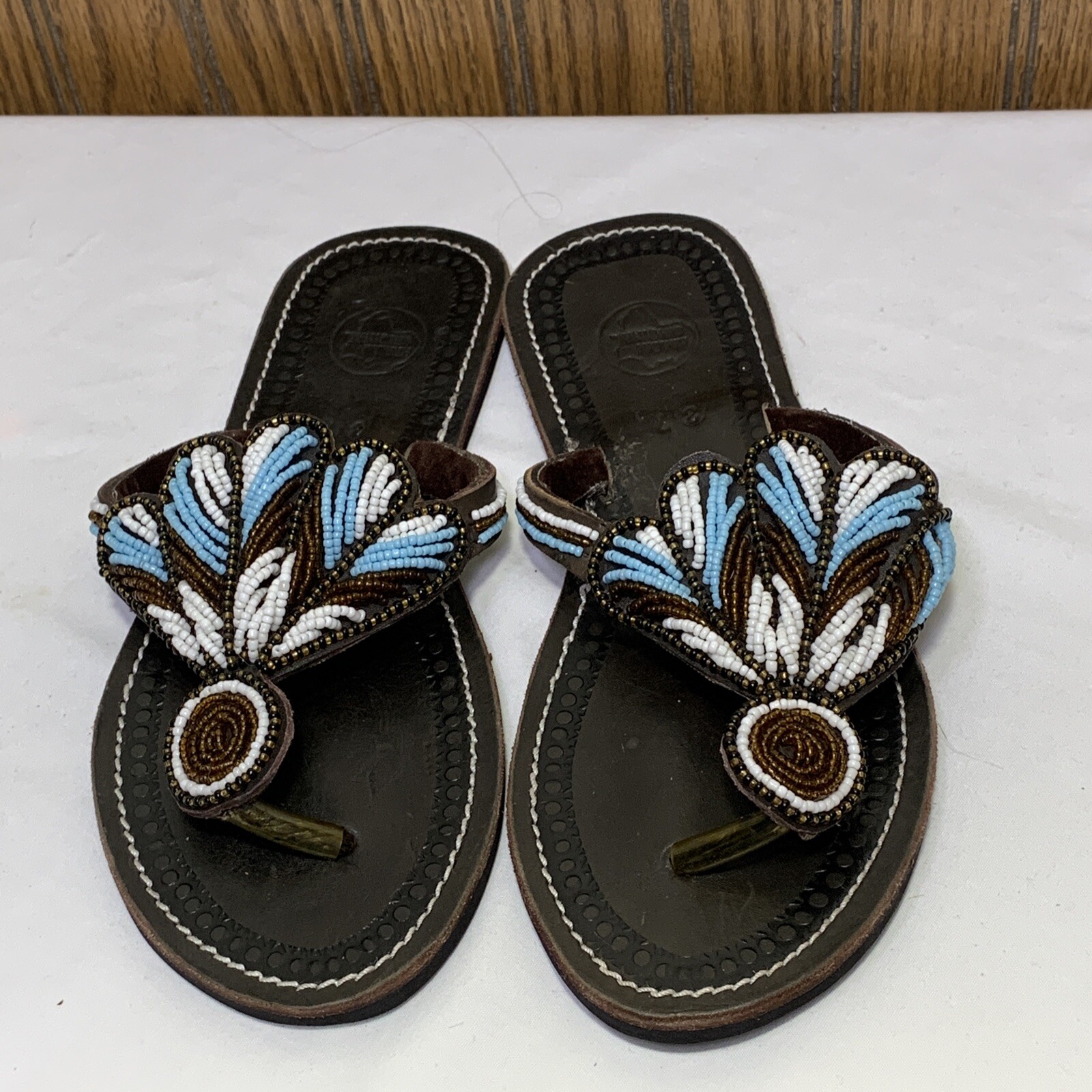 Hand Tooled Leather Sandals Thong Flip Flop Seed Bead Bohemian Size 37 US 6.5
