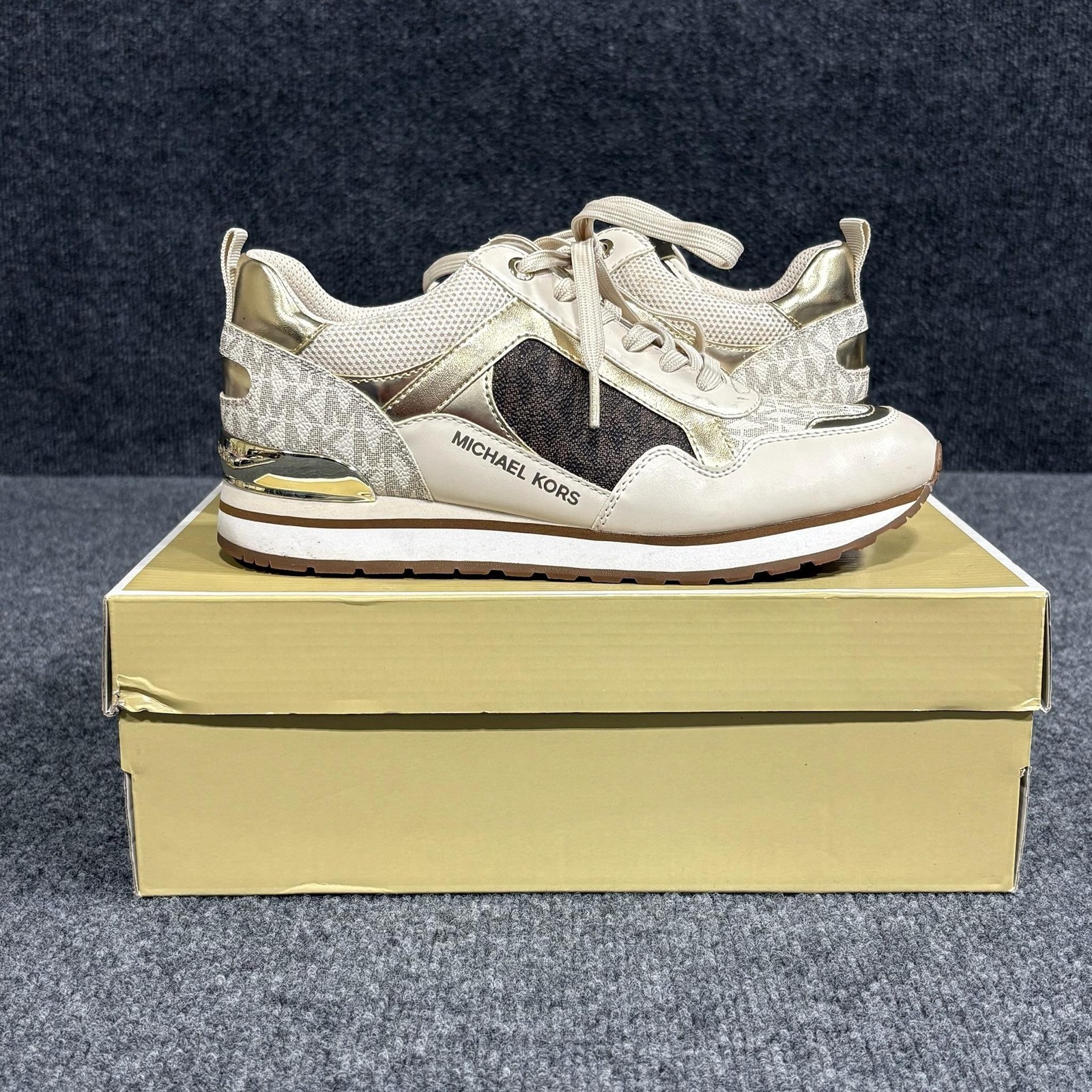 Michael Kors Shoes Womens Size 7 Gold Wilma Trainer Logo Colorblock Sneakers
