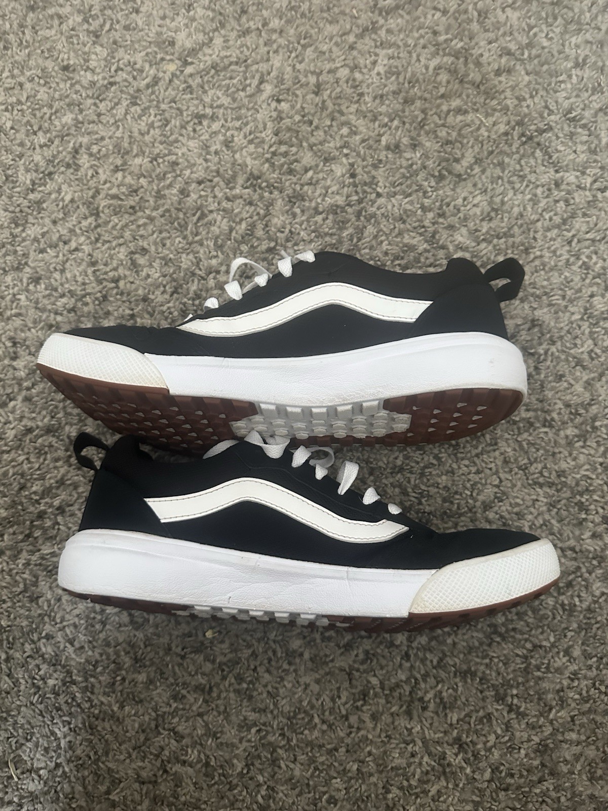 VANS Women’s Low Top Lace Up Sneakers Black/White with Logo Accent