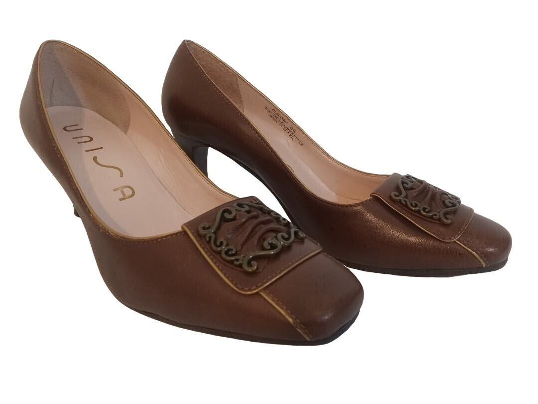 Unisa Shoes Claudine Womens Size 8B Brown Leather Heel 2.5 Inch Pumps Medallion
