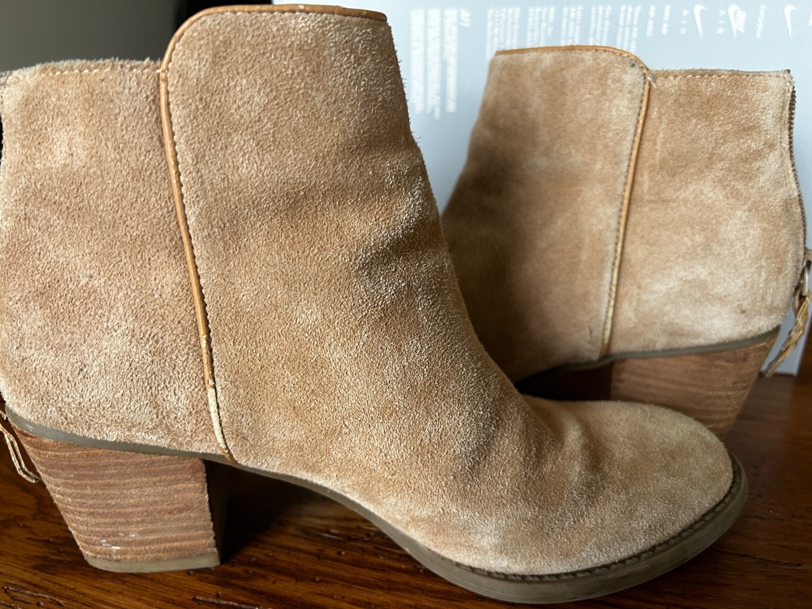 American Eagle Tan Suede Ankle Boots Size 7.5