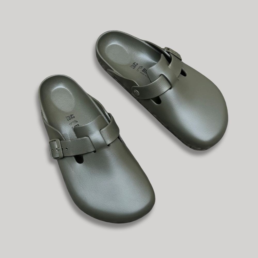 Birkenstock Women’s Adjustable Recovery Clog – Boston EVA Medium Narrow