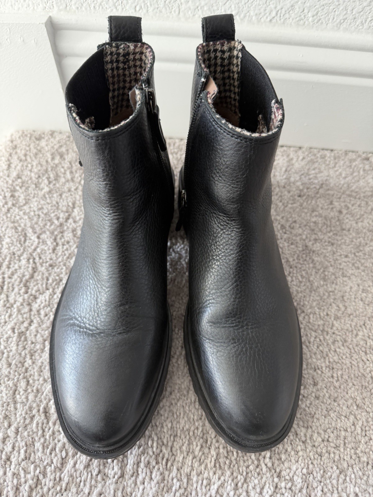 Rockport Women’s Black Leather Waterproof Ryleigh Gore Chelsea Boots US 7.5