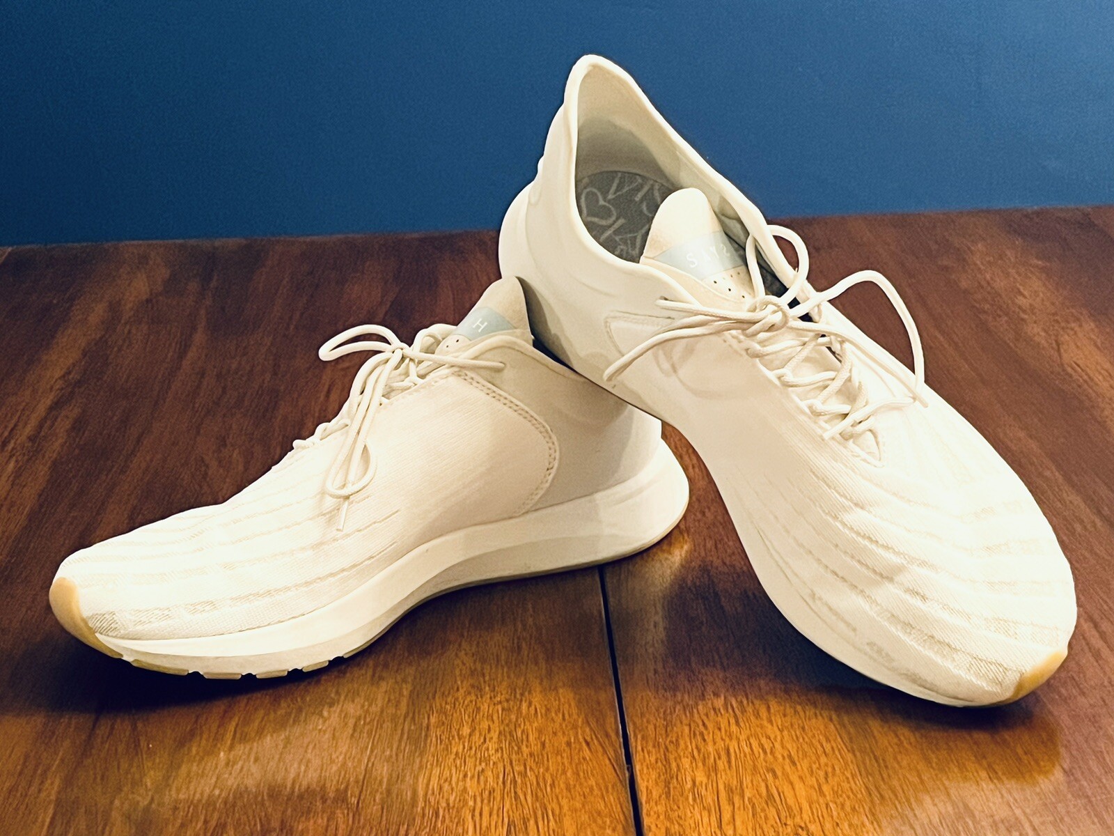 Saysh One Women’s Size 9.5 White Lightweight Allyson Felix Sneakers MSRP $150