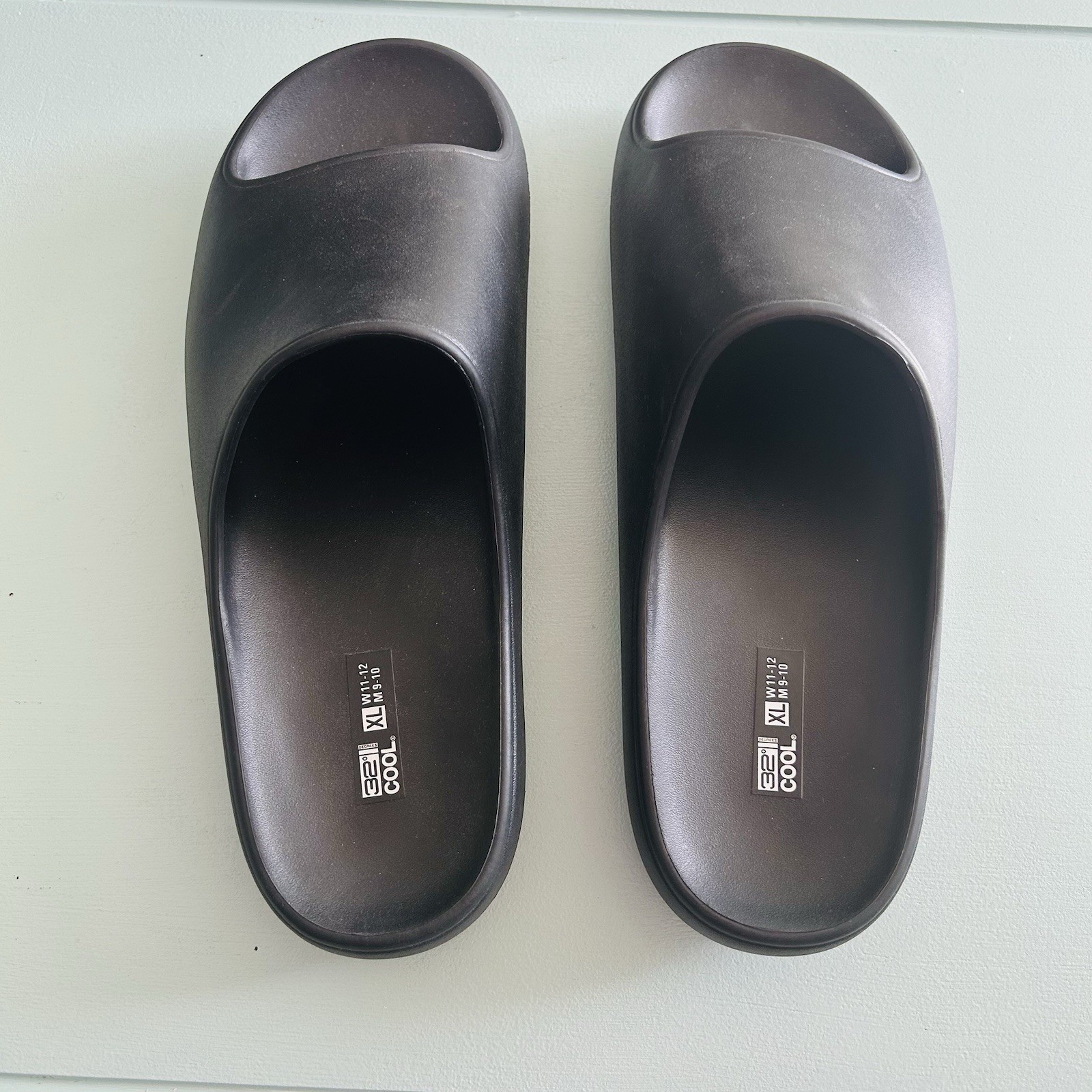 NEW Unisex 32 COOL Cushion Slide Women’s W11-12-M9-10 Sandals X Large Black