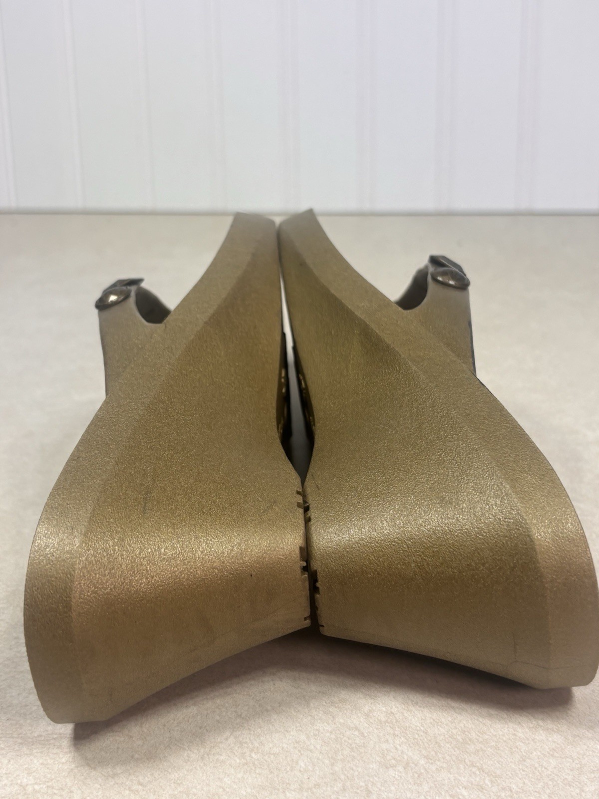 Oka B Alexa Jeweled Wedge Sandal Bronze Metallic Heel Flip Flop Womens S 25036