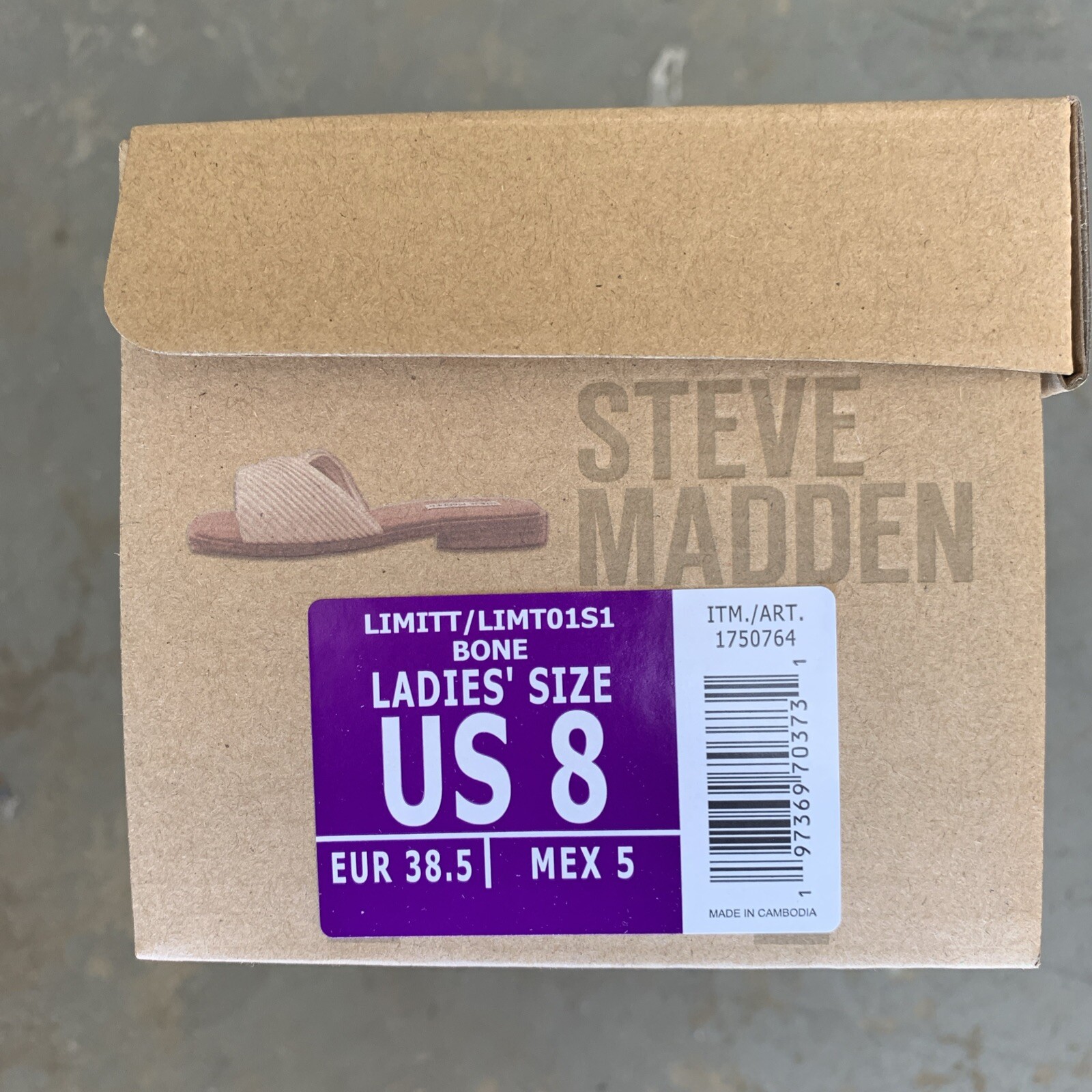 Steve Madden Women’s Limitt Textured Slide Flat Sandal, Bone Beige Size 8 NIB