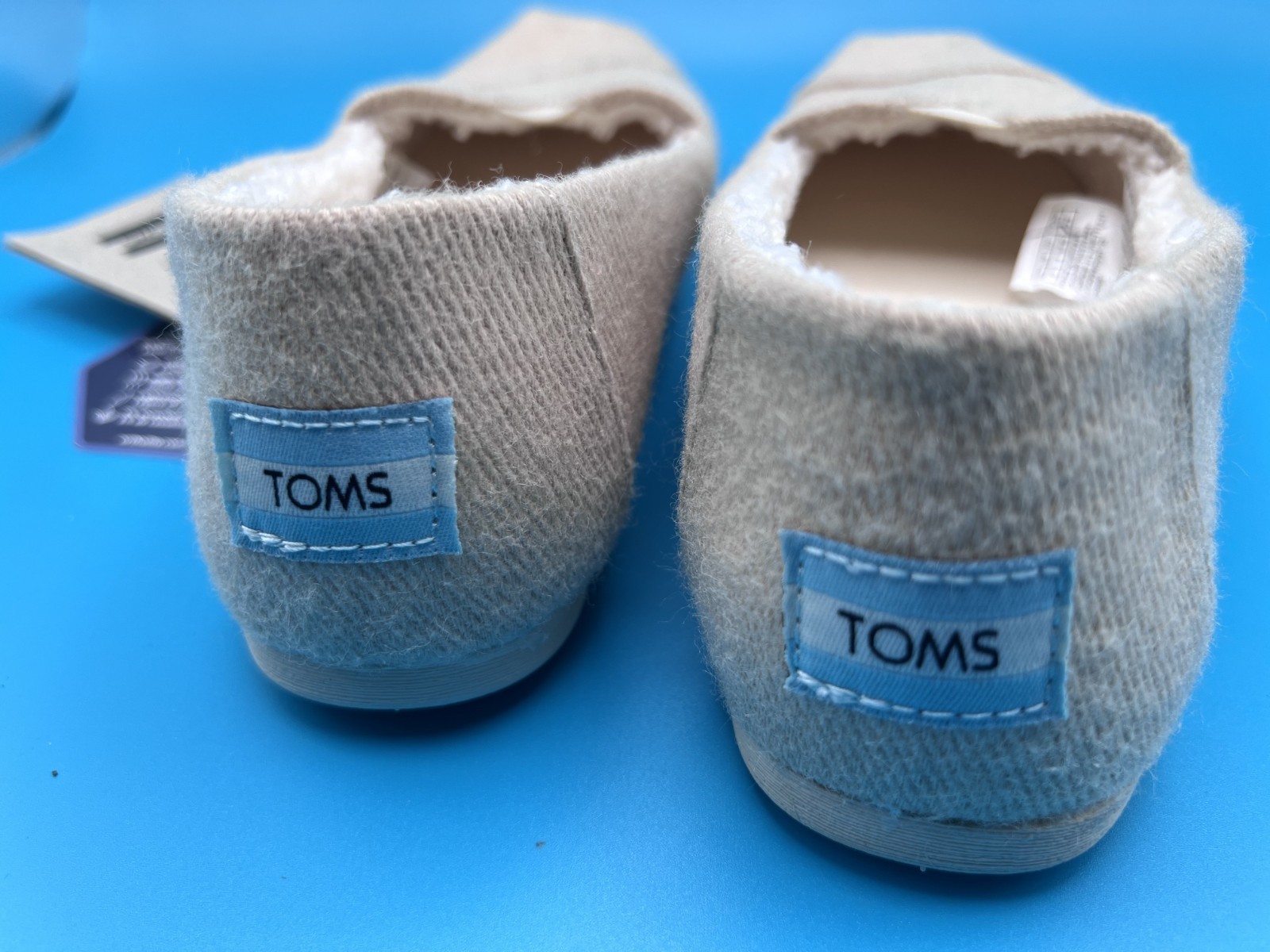 NEW TOMS Women’s Alpargata Loafers Fleece Sherpa Lined Grey Herringbone Size 6
