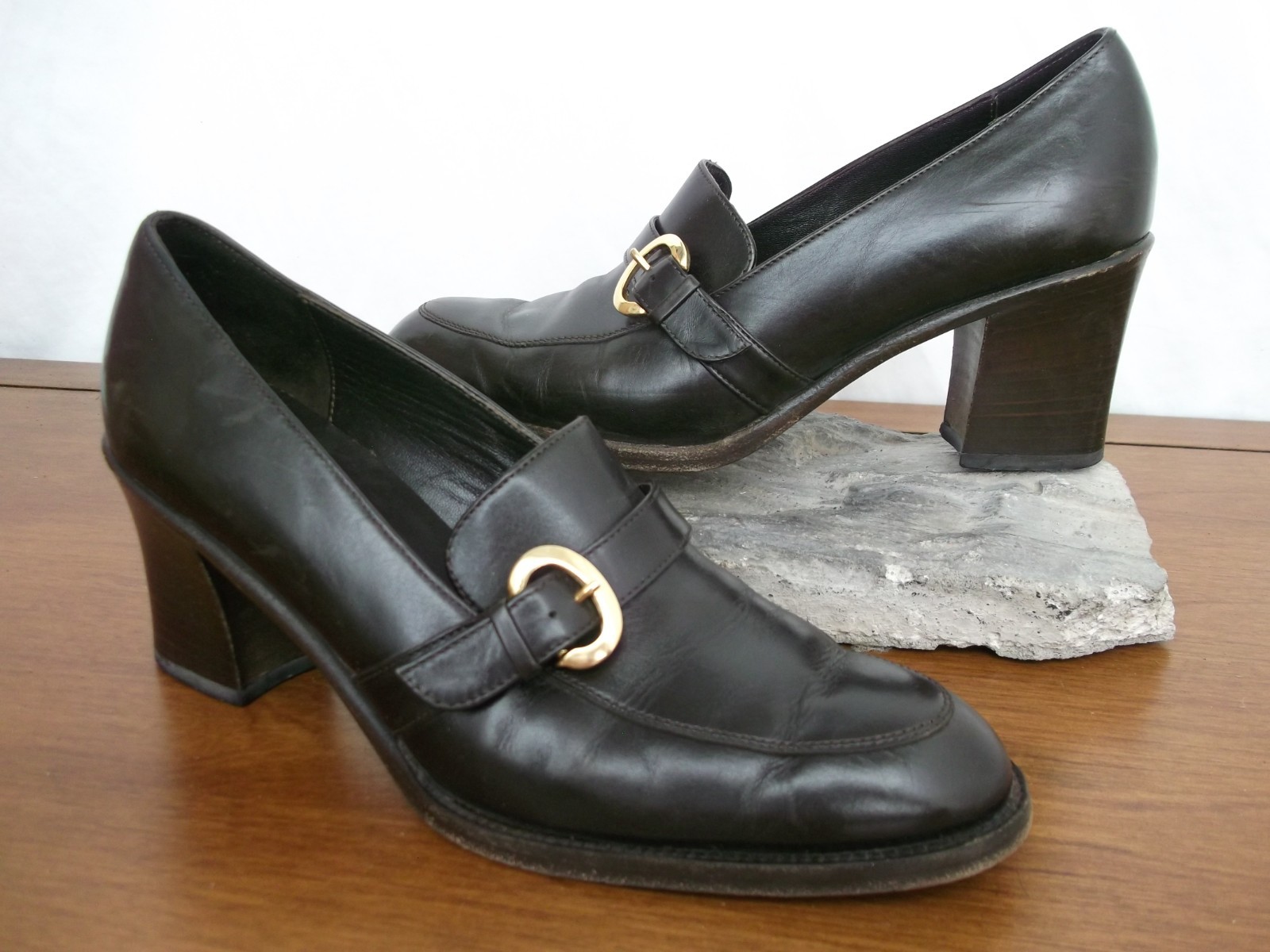 COLE HAAN Italy Women’s Sz. 7 B/ 2.75in high Chocolate Leather Pump Dress Heels